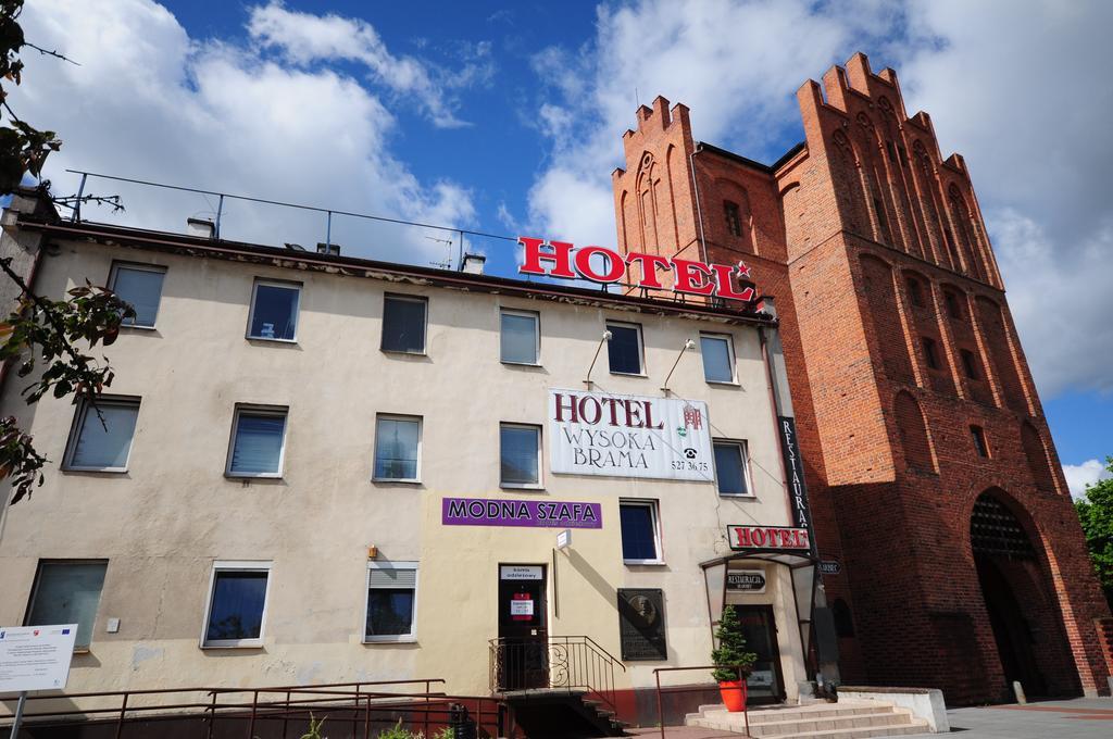 Hotel Wysoka Brama Olsztyn  Exterior photo